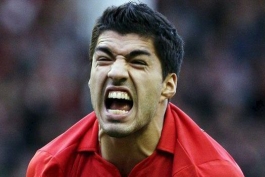 از آخرین باری که سوارز کسی را گاز گرفته چقدر گذشته؟