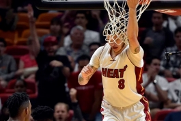 بسکتبال NBA - میامی هیت - فیلادلفیا سونی سیکسرز
