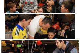 بازیکنان چلسی و طرفداران کوچکش*