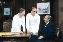 نظر سنجی از رئالی ها ( P.K )