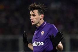 نقل و انتقالات میلان-سری آ-فیورنتینا