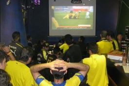 تماشای بازی دورتموند و بایرن در جمع هواداران بروسیا دورتموند در ایران