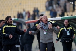 خوشحالی علی منصوریانبا پیروزی بر پرسپولیس