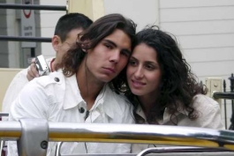 این هم تنیسور مشهور با...........