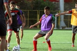 پیش از تمرین امروز؛ برانکو یک ساعت با بازیکنان پرسپولیس جلسه‌ فنی برگزار کرد