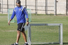 کنفرانس خبری نونو اسپریتو سرمربی والنسیا پیش از بازی مقابل زنیت