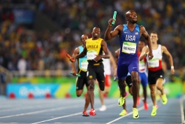 دو و میدانی المپیک ریو 2016؛ دوی 4 در 400 متر مردان؛ آمریکا اول شد، باهاما به مدال برنز رسید