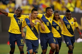 اکوادور 4 - 0 هائیتی؛ صعود سه رنگ ها به یک چهارم نهایی پس از 19 سال
