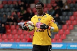 بازهم فوتبال، بازهم سرطان؛ دروازه بان تیم ملی اوگاندا در برابر سرطان تسلیم شد