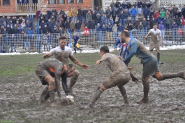 زمین فوتبال به این میگن :):):)