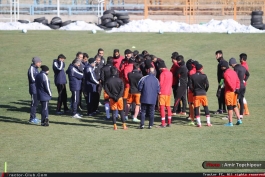 اولین تمرین تراکتور با قلعه نویی پشت درهای بسته