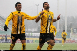 سپاهان 3 - الهلال 2؛پیروزی شیرین طلایی‌پوشان سپاهان با تعویض طلایی