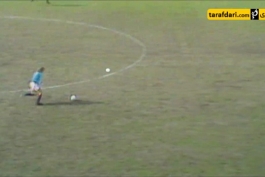 ویدیو؛ گل روز باشگاه منچستر سیتی: گل دنیس لا در مقابل منچستر یونایتد (1974)