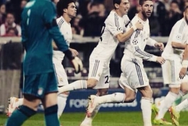 نگاه معنادار راموس به نویر !