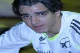 این اقا کیه ؟(1)