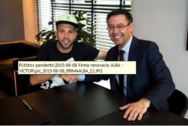 فوری:جوردی آلبا تمدید قراردادش را با بارسلونا امضا کرد.