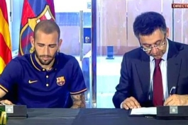 فوری:الیکس ویدال قراردادش را با بارسلونا ثبت کرد.