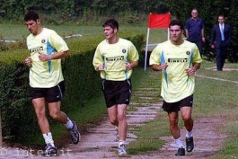 بچه های اینتری نفر سمت راستی کیه؟