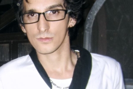 متن اهنگ (تقدیمی به احسان چلسی) - این اهنگو یه جوردیگه دوست دارم ♥♥♥