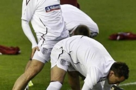 عکسی طنز از تمرینات انگلیس