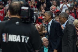 گزارش تصویری؛ رئیس جمهور آمریکا یکی از بازی‌های NBA را از نزدیک تماشا کرد