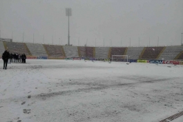 برف-برف در ورزشگاه ثامن مشهد-ورزشگاه سیاه جامگان