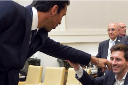 بوفون: «مسی ...»