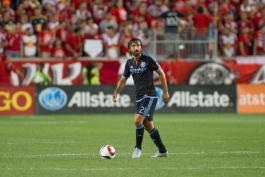 خونسرد ترین و با احساس ترین بازیکن فوتبال جهان بنظرتون کیه؟؟؟