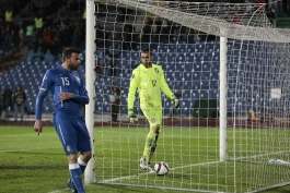 سیریگو می خواهد در پاریس بماند