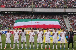 آماده سازی پرچم بزرگ ایران به پایان رسید (عکس)