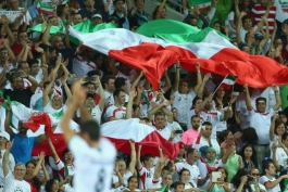 حاشیه‌ های دیدار  ایران و عمان؛ گودرزی به ورزشگاه آمد؛ حضور ۳۰ هزار  هوادار  در  ورزشگاه