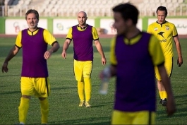تنابنده از حضور در ترکیب تیم ستاره‌ های ایران انصراف داد