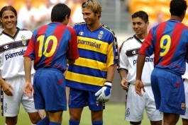 بارسلونا - پارما  (کدوما رو میشناسی؟)