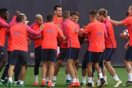گزارش تصویری؛ تمرین شاد بازیکنان بارسلونا پیش از دیدار با دپورتیوو لاکرونیا
