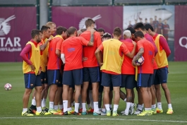 اعلام لیست 18 نفره بارسلونا برای دیدار با اتلتیکو مادرید؛ ویدال، غایب همیشگی