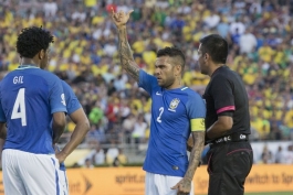 بازوبند کاپیتانی - تیم ملی برزیل - دنی آلوز