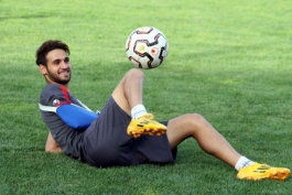 نوراللهی در پرسپولیس ماندنی شد