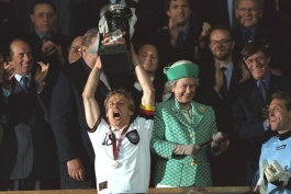 تقدیم به وحید+اندرئاس مولر