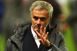 Jose Mourinho  - منچستریونایتد - Manchester United - Red Devils - شیاطین سرخ - آقای خاص - The Special One - مو - Mou - سرمربی منچستریونایتد - فوتبال پرتغال - فوتبال انگلیس