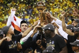 فینال NBA 2017 - قهرمانی گلدن استیت در NBA فصل 17-2016