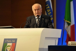 رئیس فدراسیون فوتبال ایتالیا-سری آ ایتالیا