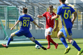 تیم جوانان بایرن مونیخ در لیگ جوانان اروپا 4 بر 2 جوانان روستوف را شکست داد