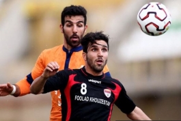 کارت بازی هافبک جدید فولادی‌ها صادر شد