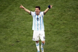 مسی مقابل اروگوئه از ابتدا به میدان خواهد رفت