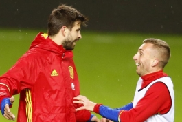 وینگر اسپانیایی میلان - مدافع اسپانیایی بارسلونا - تیم ملی اسپانیا
