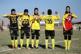 فوتبال بانوان- آینده‌ سازان میهن نجف‌ آباد- پخش فوتبال بانوان از رسانه ها