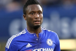 والنسیا خواهان جذب جان اوبی میکل