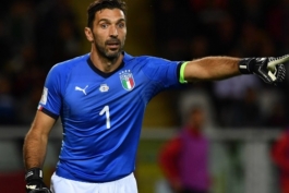 دروازه بان ایتالیا- ایتالیا- مقدونیه- مقدمانی جام جهانی