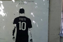 رم- نقاشی دیواری یادبود فرانچسکو توتی