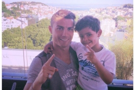 عکس جدید سلطان با پسرش 